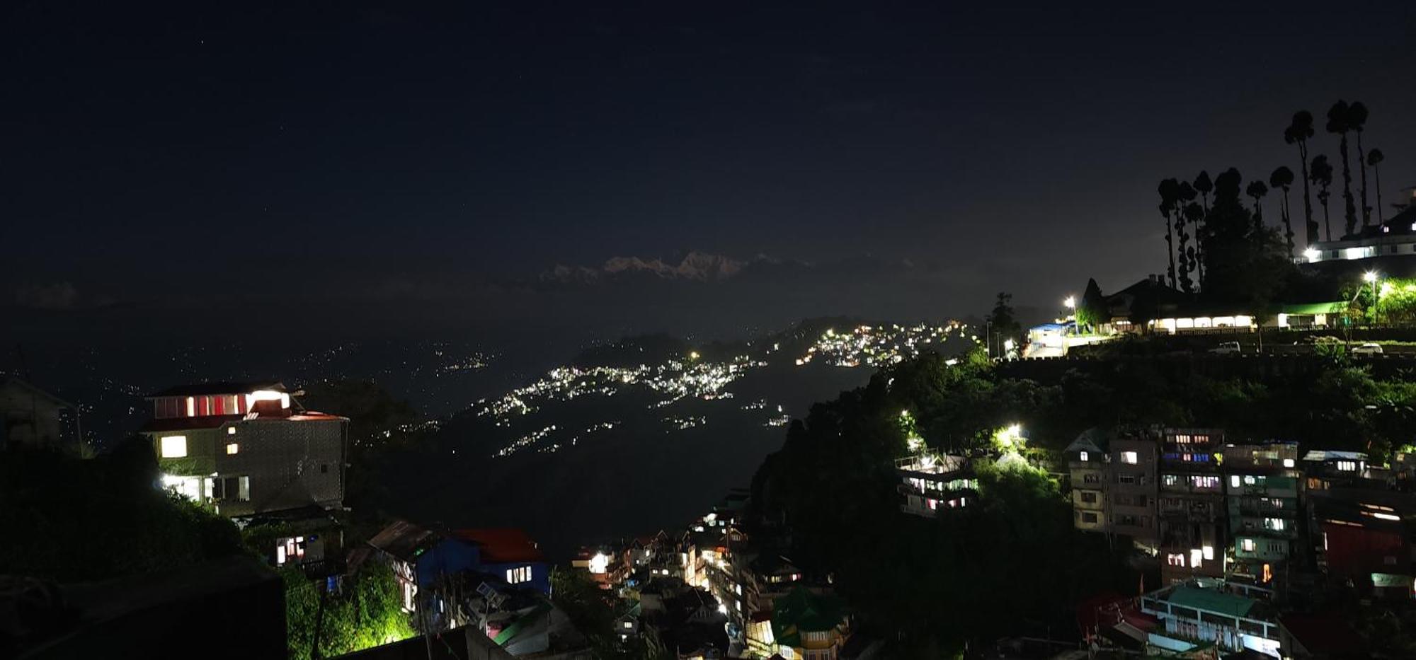 Veronica Alpina Mountain View Home Darjeeling  Exterior foto